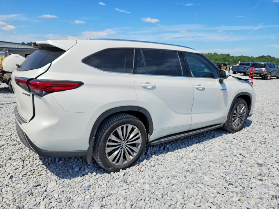 2021 Toyota Highlander VIN 5TDFARAH6MS004699 COPART salvage auction — FRONT END, GA - CERT OF TITLE-SALVAGE, sold $17,300 on 2026-07-09 (photo 3)