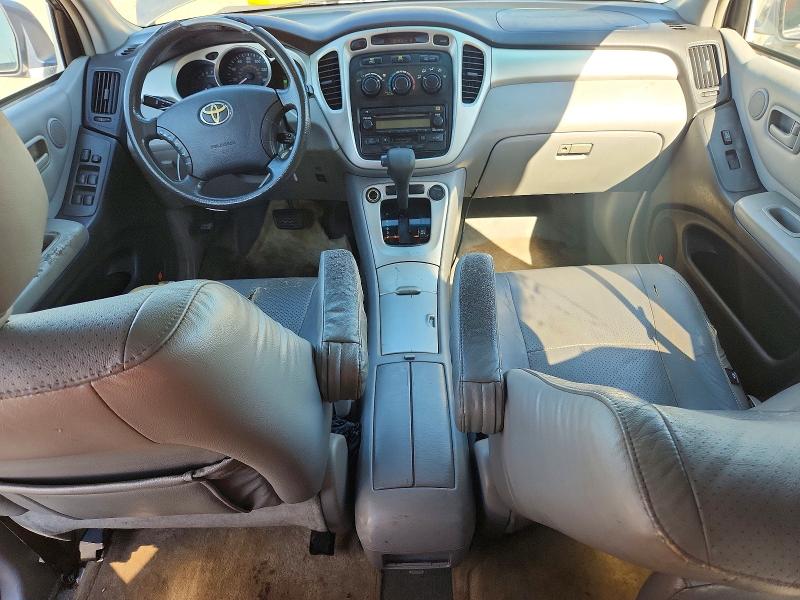 2005 Toyota Highlander VIN JTEGP21A350071452 COPART salvage auction — REAR END, TX - SALVAGE VEHICLE TITLE (P), sold $675 on 2026-07-15 (photo 8)