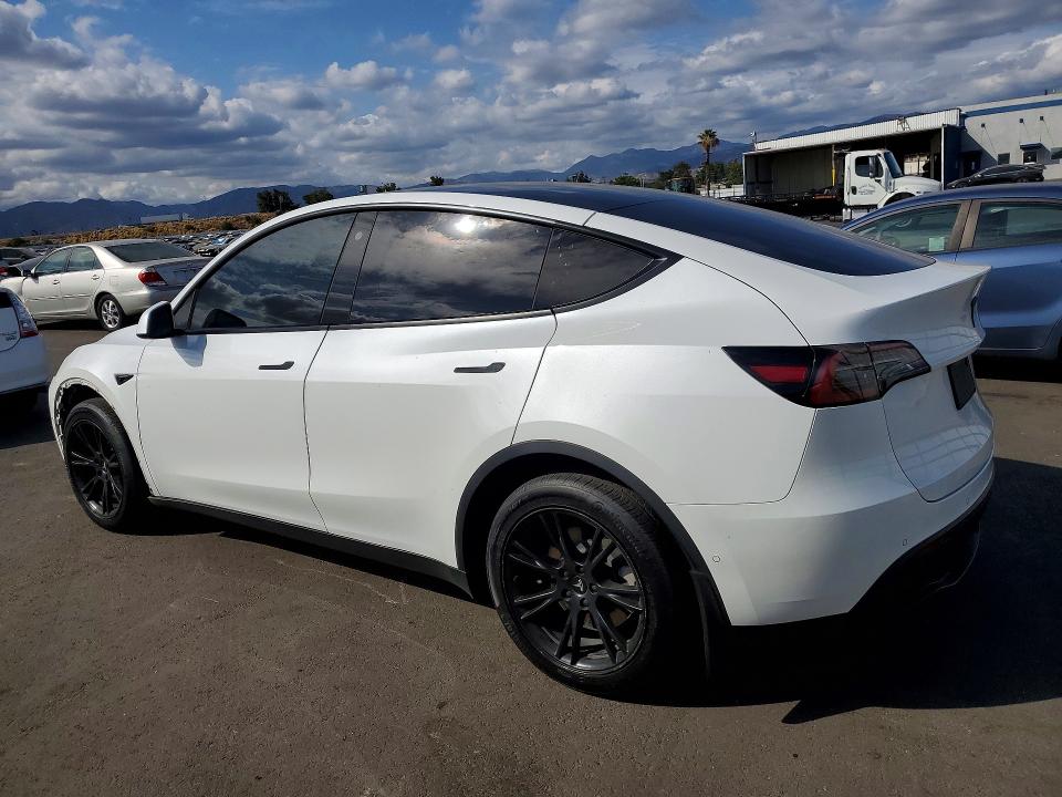 2022 Tesla Model y VIN 7SAYGDEE5NF317505 COPART salvage auction — FRONT END, Ca - Salvage Certificate, sold $8,700 on 2026-07-15 (photo 2)