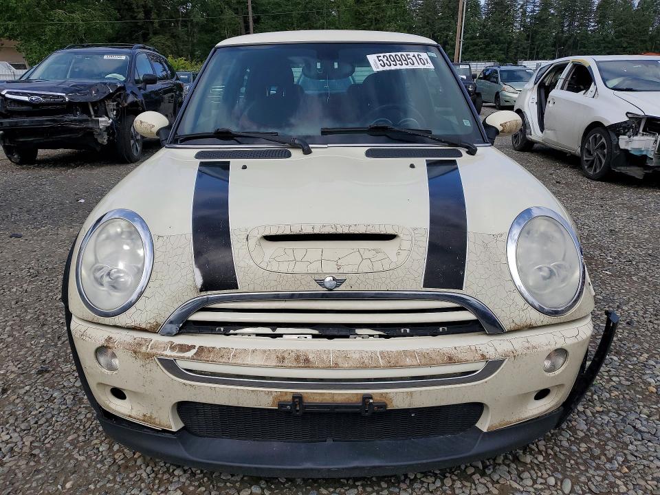 2006 Mini Cooper VIN WMWRE335X6TJ34987 COPART salvage auction — FRONT END, WA - VEHICLE CERT OF OWNERSHIP-TITL (P), sold $200 on 2026-08-04 (photo 5)