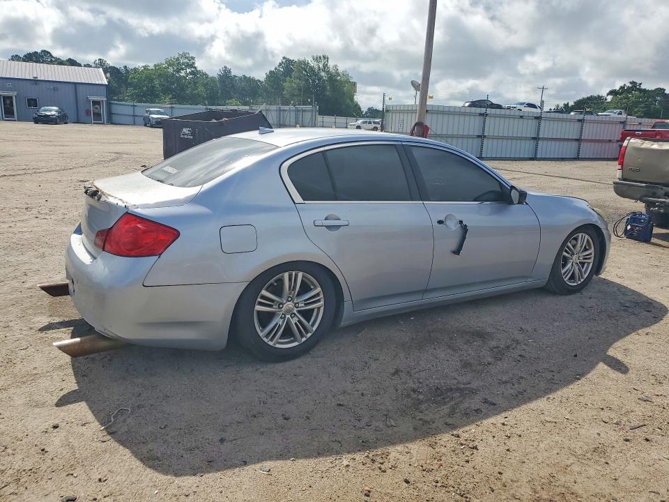 2011 Infiniti G37 VIN JN1CV6AP4BM510640 COPART salvage auction — WATER/FLOOD, Fl - Cert Of Title-Slvg Rebld Flood, sold $300 on 2026-07-02 (photo 3)