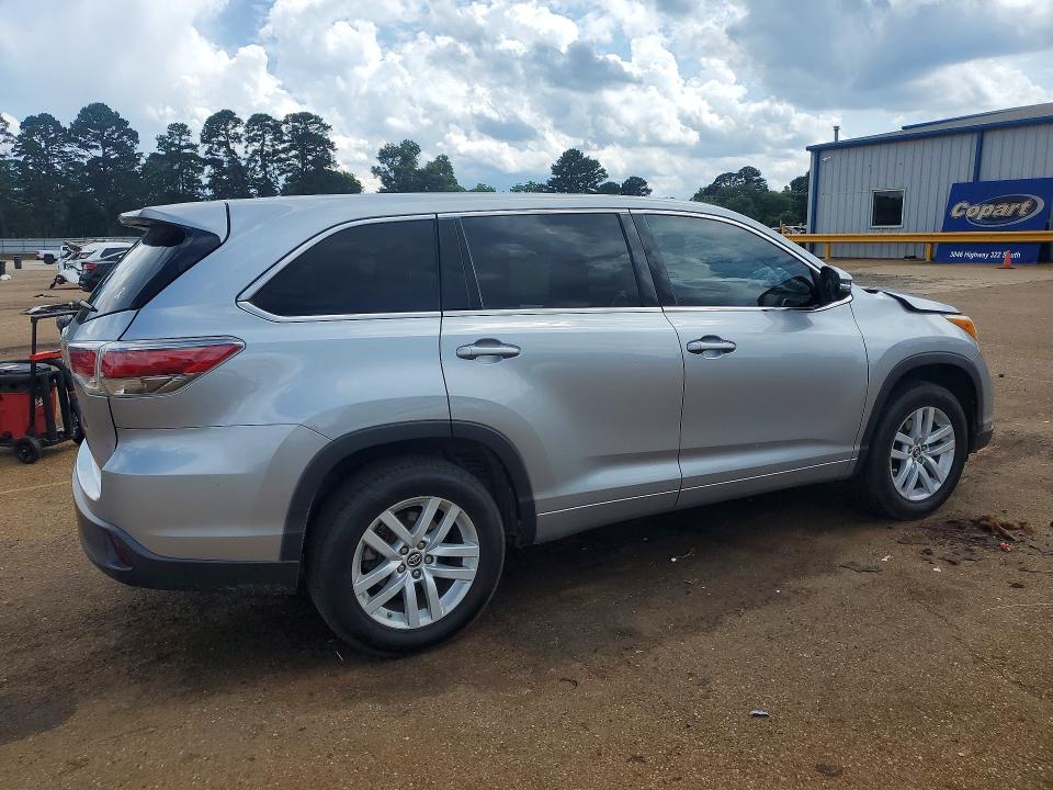 2016 Toyota VIN 5TDZARFH6GS020461 COPART salvage auction — FRONT END, Tx - Salvage Vehicle Title, sold $4,600 on 2026-07-06 (photo 3)
