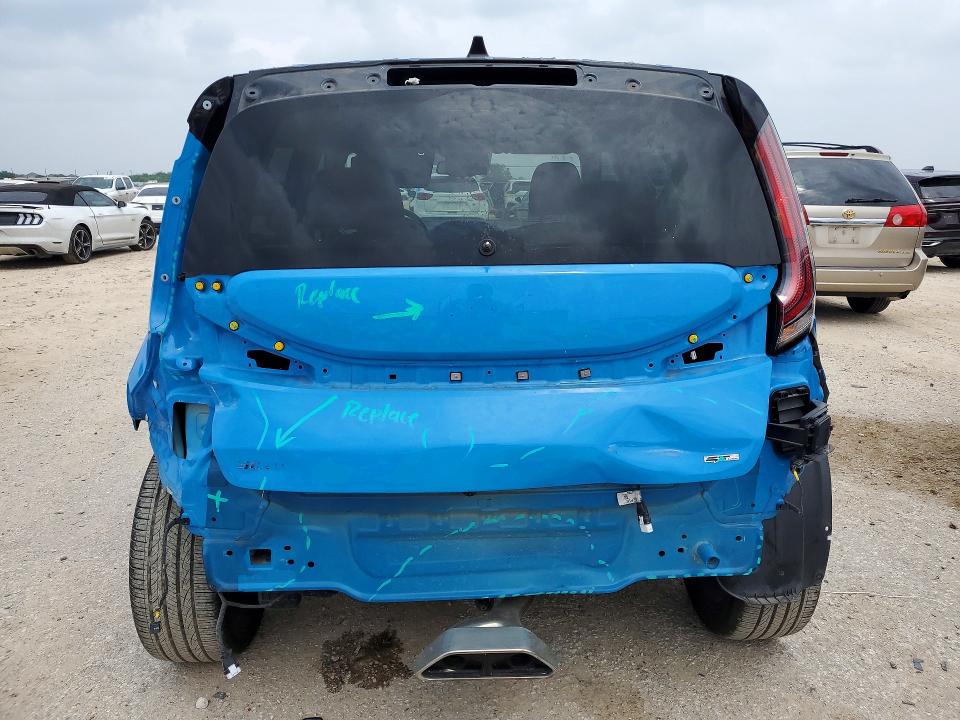 2024 Kia Soul VIN KNDJ53AU7R7233287 COPART salvage auction — REAR END, Tx - Salvage Vehicle Title, sold $50 on 2026-07-02 (photo 6)