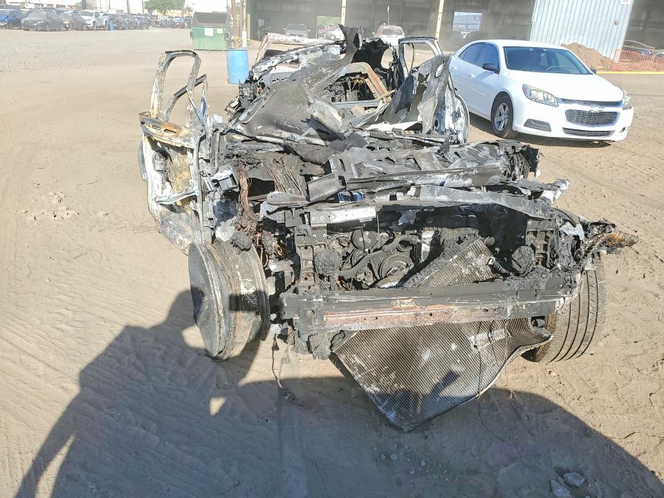 2018 Jaguar F-pace VIN SADCL2FN2JA254991 COPART salvage auction — BURN, AZ - CERT OF TITLE- NON REPAIR, sold $150 on 2026-07-27 (photo 5)