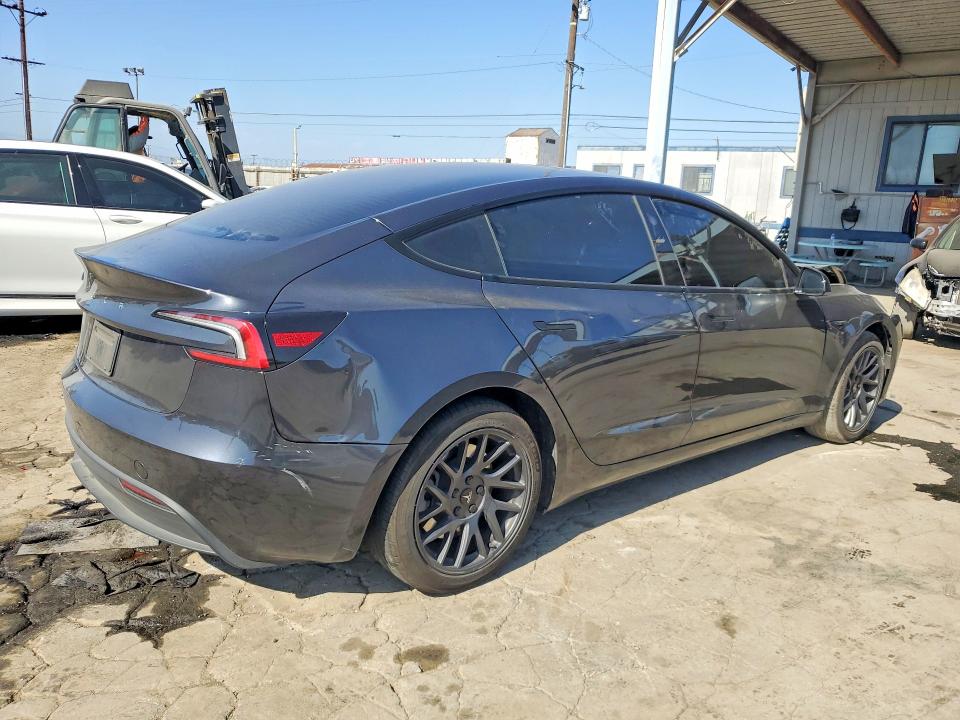 2025 Tesla Model 3 VIN 5YJ3E1EA6SF043350 COPART salvage auction — FRONT END, CA - SALVAGE CERTIFICATE, sold $10,800 on 2026-07-16 (photo 3)