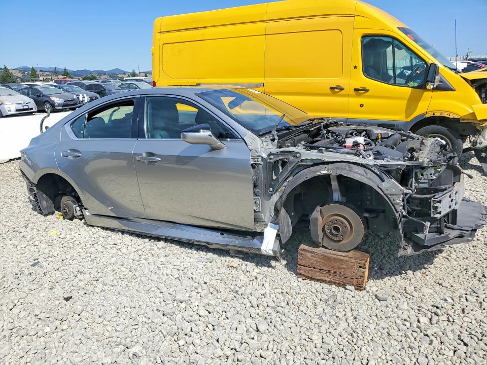 2021 Lexus Is 300 VIN JTHCA1D25M5109668 COPART salvage auction — STRIPPED, Ca - Non-Repairable Vehicle Cert, sold $6,300 on 2026-07-14 (photo 4)