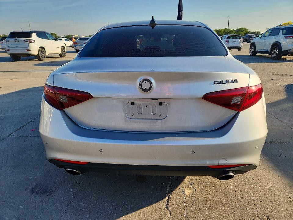 2021 Alfa romeo Giulia VIN ZARFAMBN0M7639733 COPART salvage auction — FRONT END, Tx - Certificate Of Title, sold $4,600 on 2026-07-23 (photo 6)
