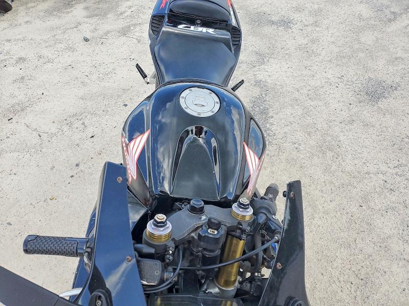 2005 Honda Cbr VIN JH2PC37045M208998 COPART salvage auction — FRONT END, Sc - Cert Of Title-Salvage, sold $1,750 on 2026-07-06 (photo 5)