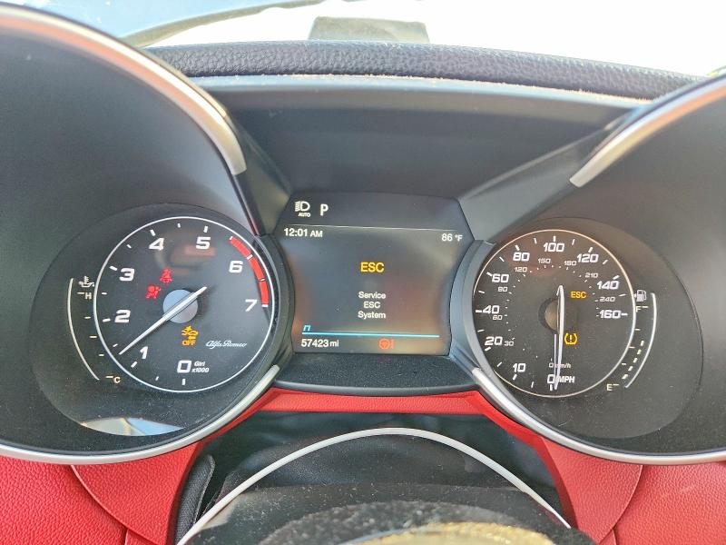 2021 Alfa romeo Giulia VIN ZARFAMBN0M7639733 COPART salvage auction — FRONT END, Tx - Certificate Of Title, sold $4,600 on 2026-07-23 (photo 9)