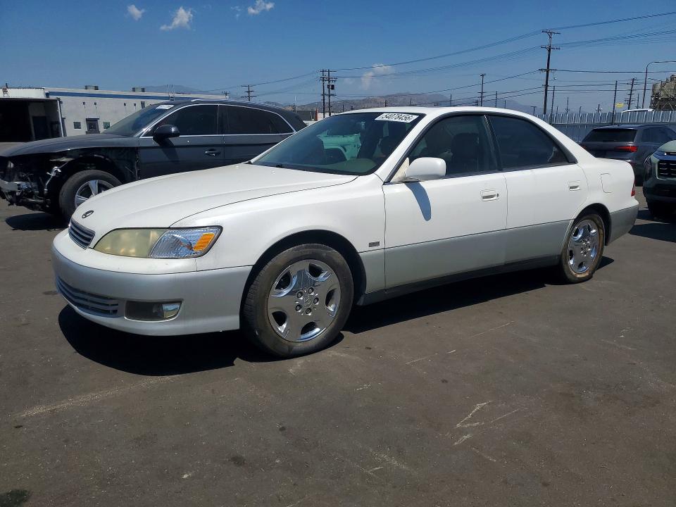 2000 Lexus ES VIN JT8BF28G6Y5090286 COPART salvage auction — MINOR DENT/SCRATCHES, Az - Dis/Dlr/Exp Only Clean Title, sold $325 on 2026-07-13 (photo 1)