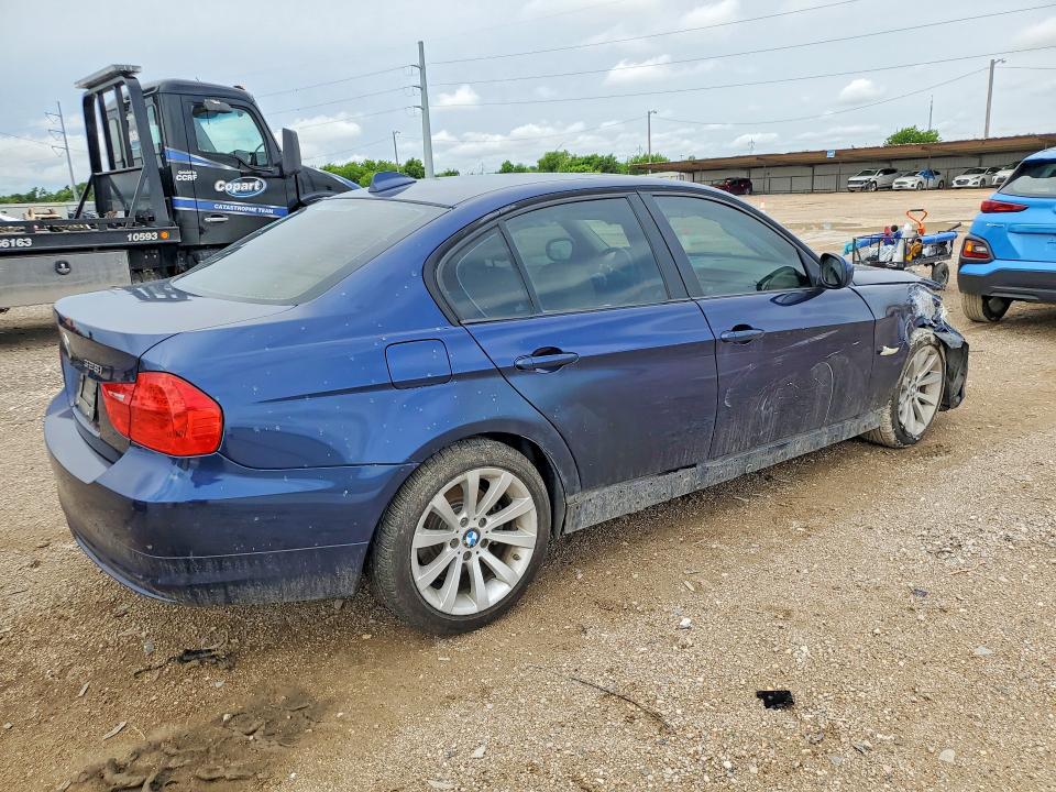 2011 BMW 3er VIN WBAPH5G56BNM76245 COPART salvage auction — FRONT END, TX - SALVAGE VEHICLE TITLE, sold $550 on 2026-07-08 (photo 3)