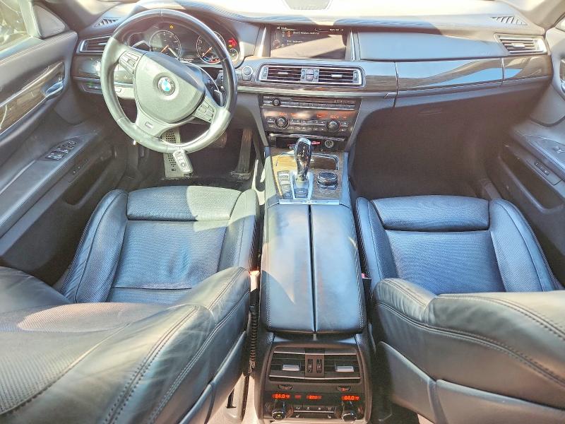 2015 BMW 7er VIN WBAYF8C56FD654300 COPART salvage auction — FRONT END, Salvage Title, sold $950 on 2026-07-31 (photo 8)