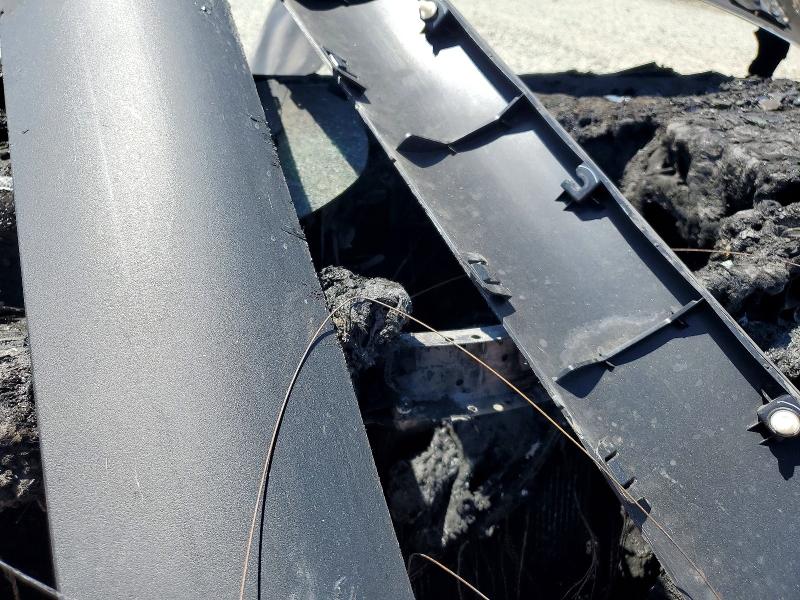 2026 Tesla Model y VIN 7SAYGDEE5TF341283 COPART salvage auction — BURN, Ca - Non-Repairable Vehicle Cert, sold $10 on 2026-07-16 (photo 9)