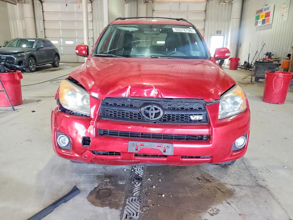 2011 Toyota Rav 4 VIN JTMRK4DV6B5098990 COPART salvage auction — FRONT END, Va - Cert Of Title - Salvage, sold $2,100 on 2026-07-06 (photo 5)