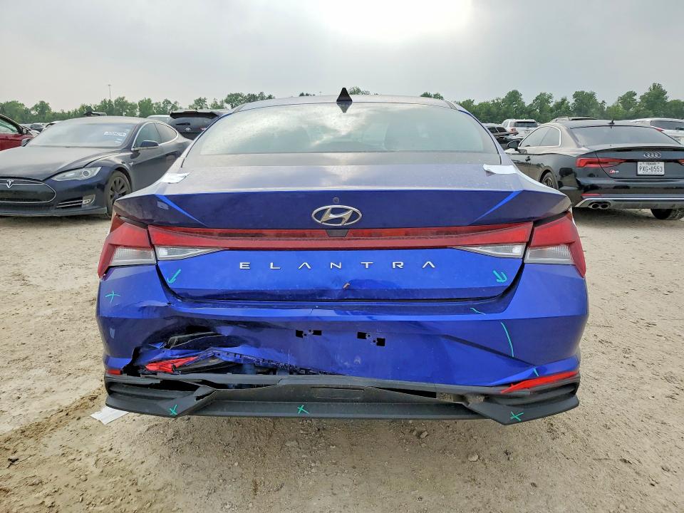 2022 Hyundai Elantra VIN KMHLL4AG2NU359613 COPART salvage auction — REAR END, Tx - Salvage Vehicle Title, sold $200 on 2026-07-28 (photo 6)