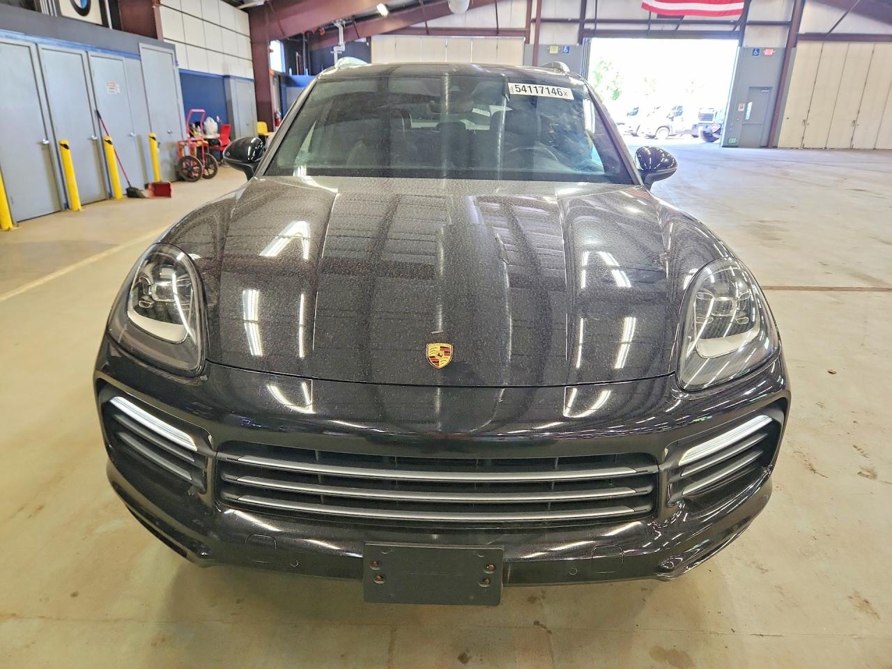 2019 Porsche Cayenne VIN WP1AE2AY4KDA50934 COPART salvage auction — Minor Dent/Scratches, PA - CERT OF TITLE (P), sold $18,700 on 2026-07-02 (photo 5)