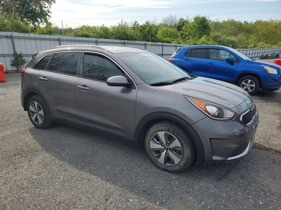 2017 Kia Niro VIN KNDCB3LC5H5104688 COPART salvage auction — MECHANICAL, Wv - Certificate Of Title, sold $1,700 on 2026-07-28 (photo 4)