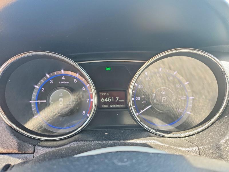 2013 Hyundai Sonata VIN 5NPEC4AC4DH774919 COPART salvage auction — MINOR DENT/SCRATCHES, Mt - Dealer Only Clean Title, sold $675 on 2026-07-10 (photo 9)