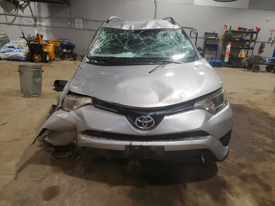2016 Toyota Rav4 VIN 2T3ZFREV9GW264726 COPART salvage auction — FRONT END, Ns - Cert Of Reg - Non-Repairable, sold $350 on 2026-07-02 (photo 5)