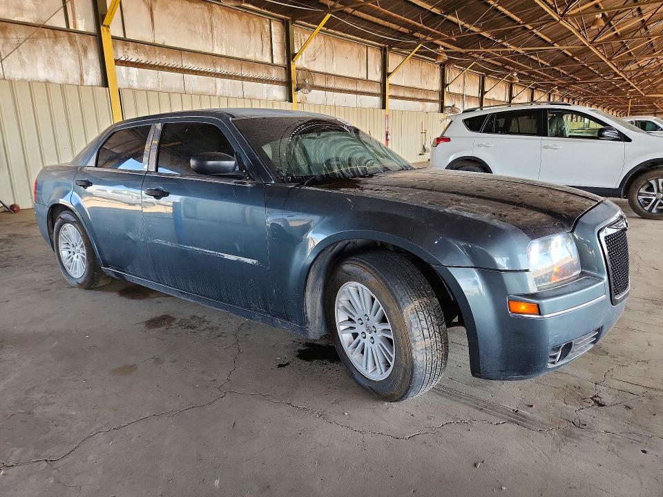 2006 Chrysler 300 VIN 2C3KA53G76H405454 COPART salvage auction — FRONT END, Az - Certificate Of Title, sold $275 on 2026-07-20 (photo 4)