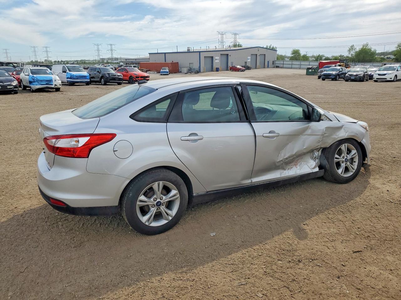 2014 Ford Focus VIN 1FADP3F25EL410991 COPART salvage auction — Side, IL - SALVAGE CERTIFICATE, sold $725 on 2026-06-30 (photo 3)