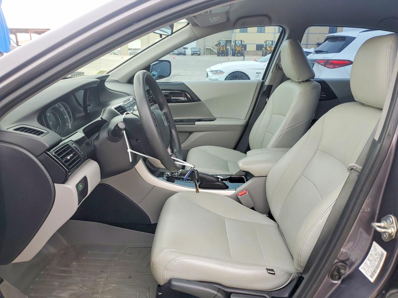 2017 Honda Accord VIN 1HGCR2F36HA076913 COPART salvage auction — Front End, TX - SALVAGE VEHICLE TITLE, sold $5,900 on 2026-06-25 (photo 7)