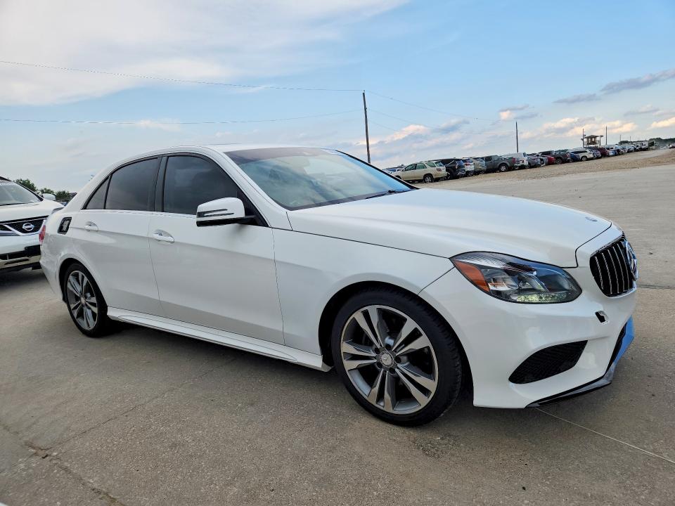 2015 Mercedes-benz E-klasse VIN WDDHF5KB8FB084813 COPART salvage auction — NORMAL WEAR, Tx - Certificate Of Title (P), sold $9,200 on 2026-07-20 (photo 4)