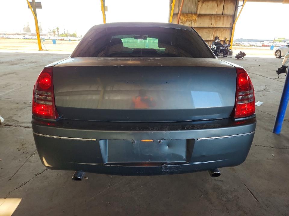2006 Chrysler 300 VIN 2C3KA53G76H405454 COPART salvage auction — FRONT END, Az - Certificate Of Title, sold $275 on 2026-07-20 (photo 6)