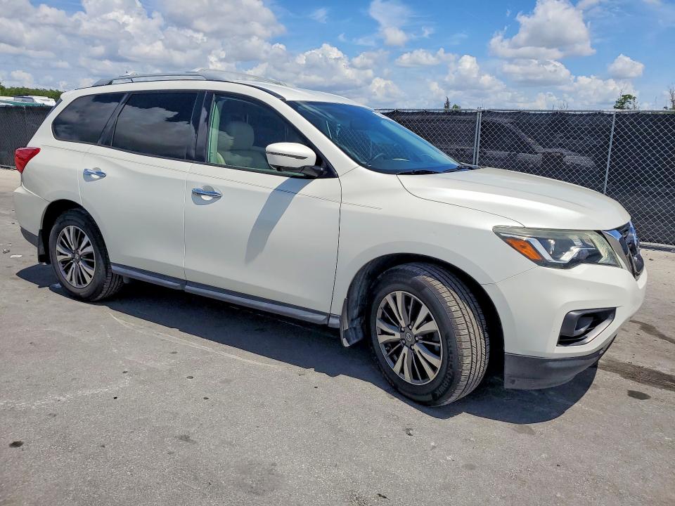 2017 Nissan VIN 5N1DR2MN1HC602646 COPART salvage auction — SIDE, Fl - Cert Of Title Slvg Rebuildable, sold $1,650 on 2026-07-02 (photo 4)