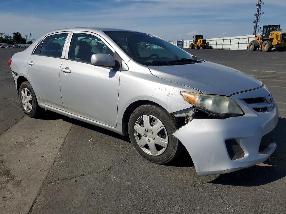 2013 Toyota Corolla VIN 2T1BU4EE6DC956751 COPART salvage auction — FRONT END, Ca - Salvage Certificate, sold $1,900 on 2026-07-02 (photo 4)