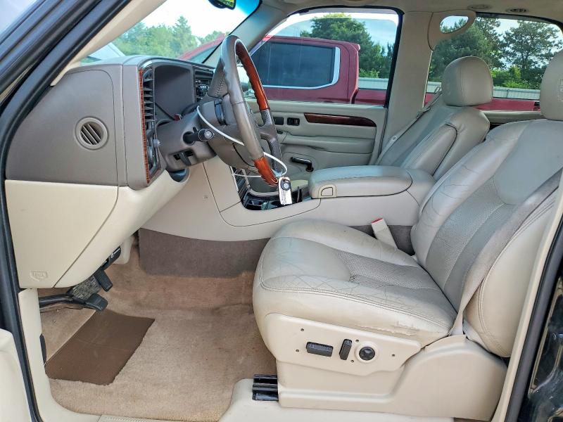 2002 Cadillac Escalade VIN 1GYEK63N02R101817 COPART salvage auction — VANDALISM, Il - Salvage Certificate, sold $1,500 on 2026-07-02 (photo 7)