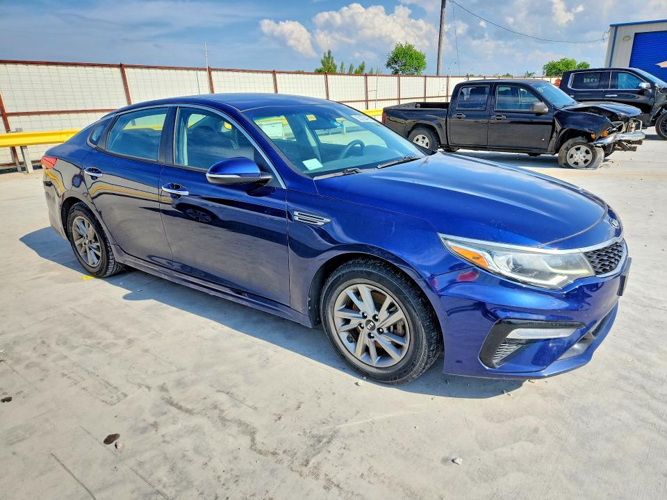 2019 Kia Optima VIN 5XXGT4L30KG348482 COPART salvage auction — SIDE, Tx - Salvage Vehicle Title, sold $1,350 on 2026-07-07 (photo 4)