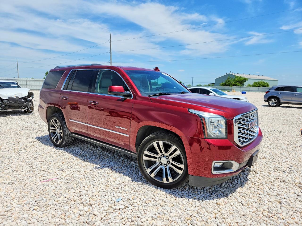 2018 GMC Yukon VIN 1GKS2CKJ2JR296585 COPART salvage auction — Front End, TX - SALVAGE VEHICLE TITLE, sold $13,100 on 2026-07-09 (photo 4)