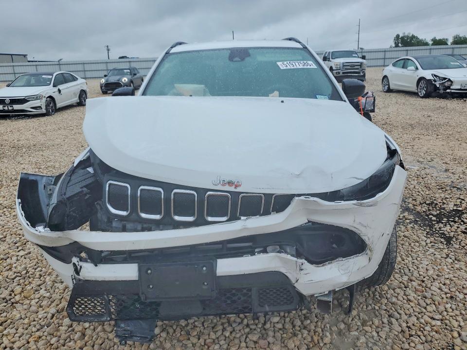 2022 Jeep Compass VIN 3C4NJDBB8NT217072 COPART salvage auction — FRONT END, Tx - Salvage Vehicle Title, sold $3,300 on 2026-07-02 (photo 5)