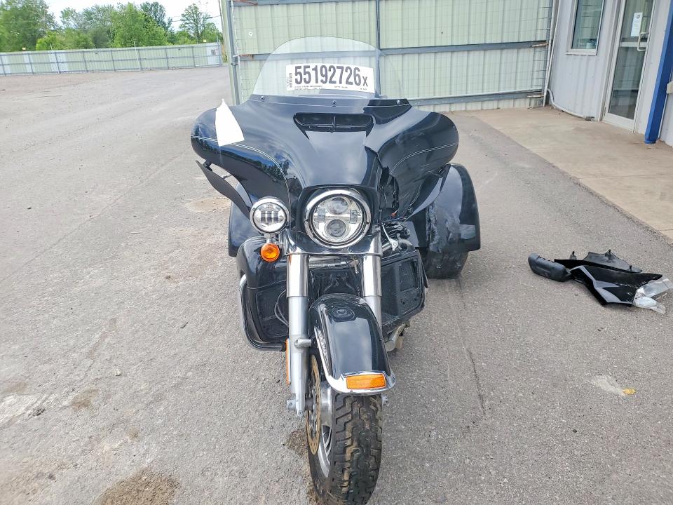 2017 Harley-davidson Fl VIN 1HD1MAD19HB857739 COPART salvage auction — ROLLOVER, Ny - Mv-907A Salvage Certificate, sold $6,300 on 2026-07-22 (photo 2)