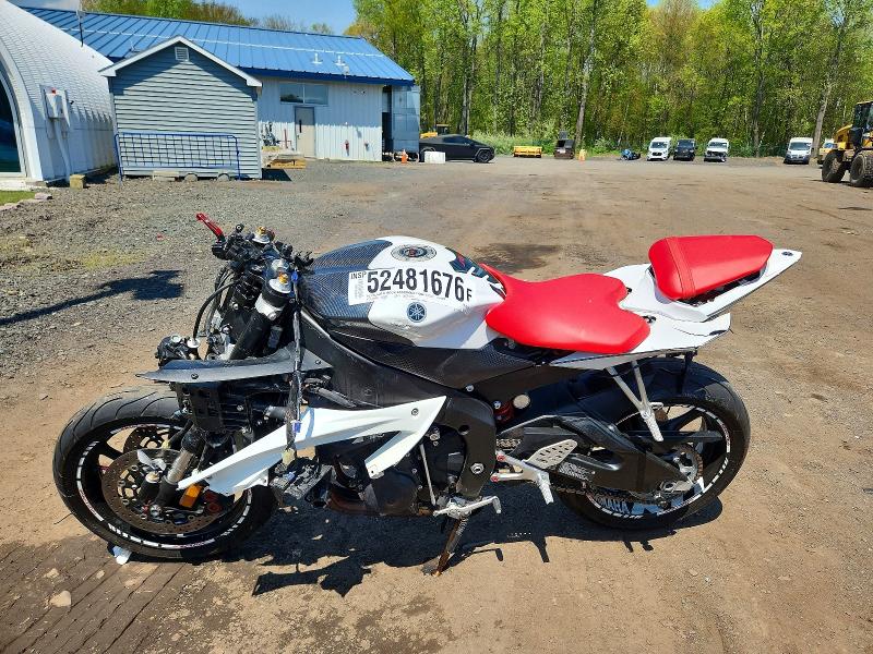 2010 Yamaha Yzfr6 VIN JYARJ16E2AA020738 COPART salvage auction — FRONT END, MA - CERT OF TITLE-SALVAGE, sold $500 on 2026-07-23 (photo 3)