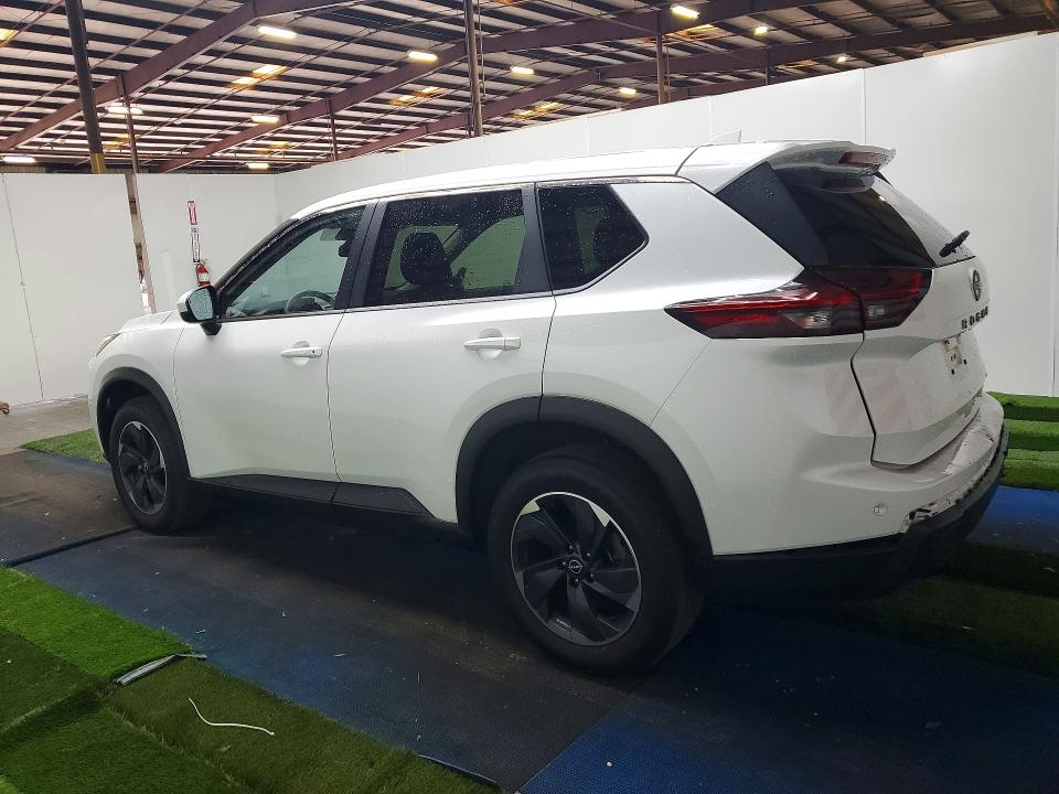 2025 Nissan Rogue VIN JN8BT3BA1SW009396 COPART salvage auction — SIDE, FL - CERTIFICATE OF TITLE (P), sold $12,200 on 2026-07-15 (photo 2)