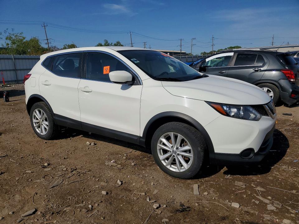2018 Nissan Rogue VIN JN1BJ1CP6JW189520 COPART salvage auction — SIDE, Il - Salvage Certificate, sold $1,600 on 2026-07-08 (photo 4)