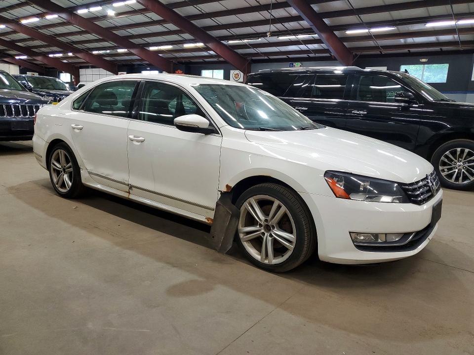 2012 Volkswagen Passat VIN 1VWCM7A35CC083850 COPART salvage auction — MINOR DENT/SCRATCHES, CT - CERTIFICATE OF TITLE, sold $975 on 2026-07-10 (photo 4)