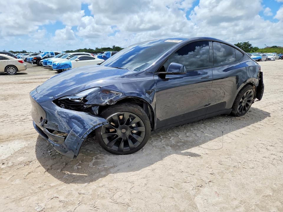 2024 Tesla Model y VIN 7SAYGDEDXRF190652 COPART salvage auction — FRONT END, Fl - Certificate Of Destruction, sold $2,850 on 2026-07-30 (photo 1)