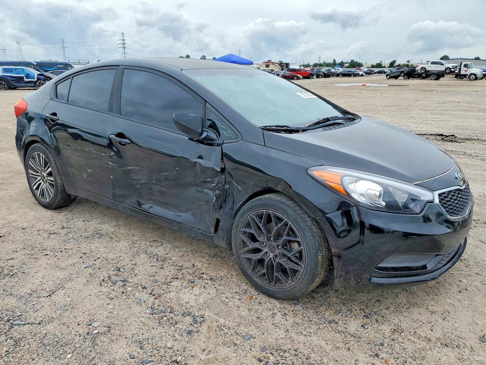 2016 Kia Forte VIN KNAFK4A6XG5577000 COPART salvage auction — SIDE, Tx - Certificate Of Title, sold $875 on 2026-07-02 (photo 4)