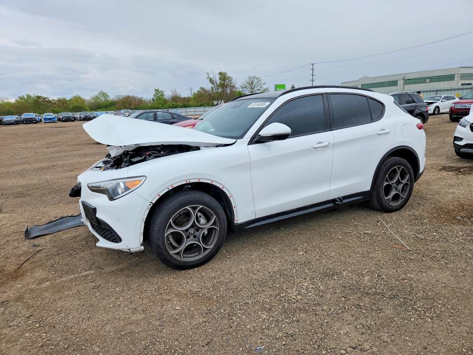 2022 Alfa romeo VIN ZASPAKAN5N7D42745 COPART salvage auction — FRONT END, Il - Salvage Certificate, sold $6,600 on 2026-08-19 (photo 1)