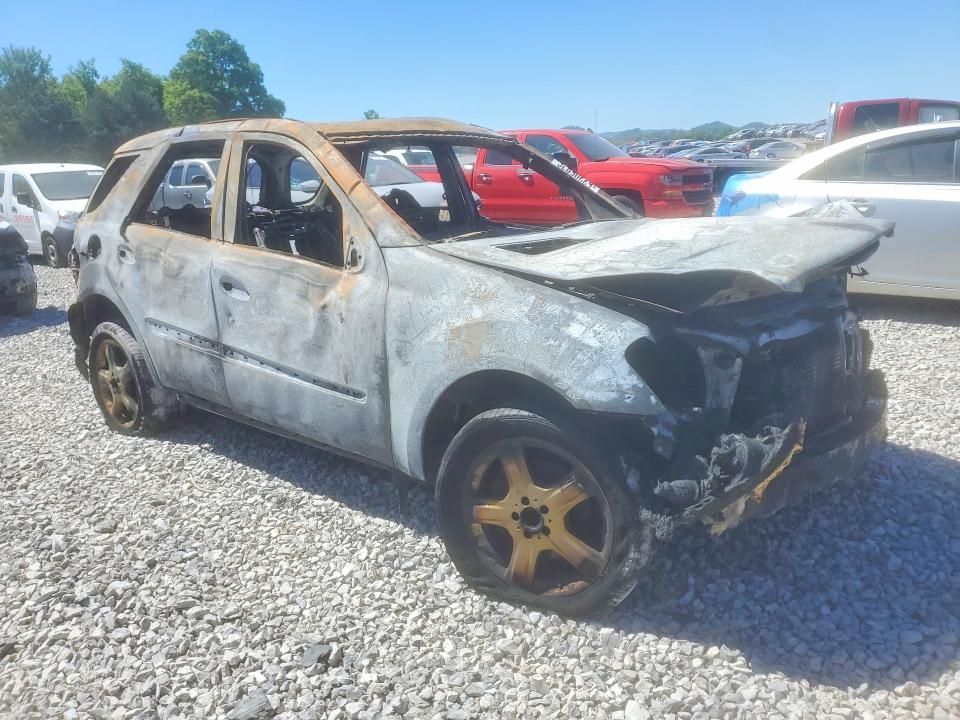 2008 Mercedes-benz Ml-class VIN 4JGBB22E18A410833 COPART salvage auction — INTERIOR BURN, Tn - Non-Repairable Certificate, sold $350 on 2026-07-09 (photo 4)