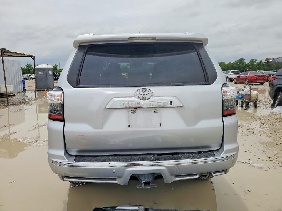 2021 Toyota 4runner VIN JTEKU5JR4M5970106 COPART salvage auction — FRONT END, Tx - Salvage Vehicle Title, sold $3,500 on 2026-07-24 (photo 6)