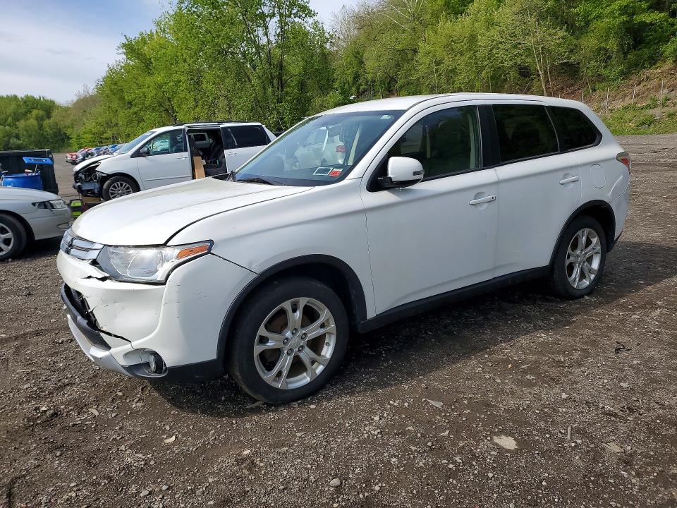 2015 Mitsubishi Outlander VIN JA4AZ3A3XFZ000901 COPART salvage auction — FRONT END, Pa - Cert Of Title, sold $600 on 2026-07-21 (photo 1)