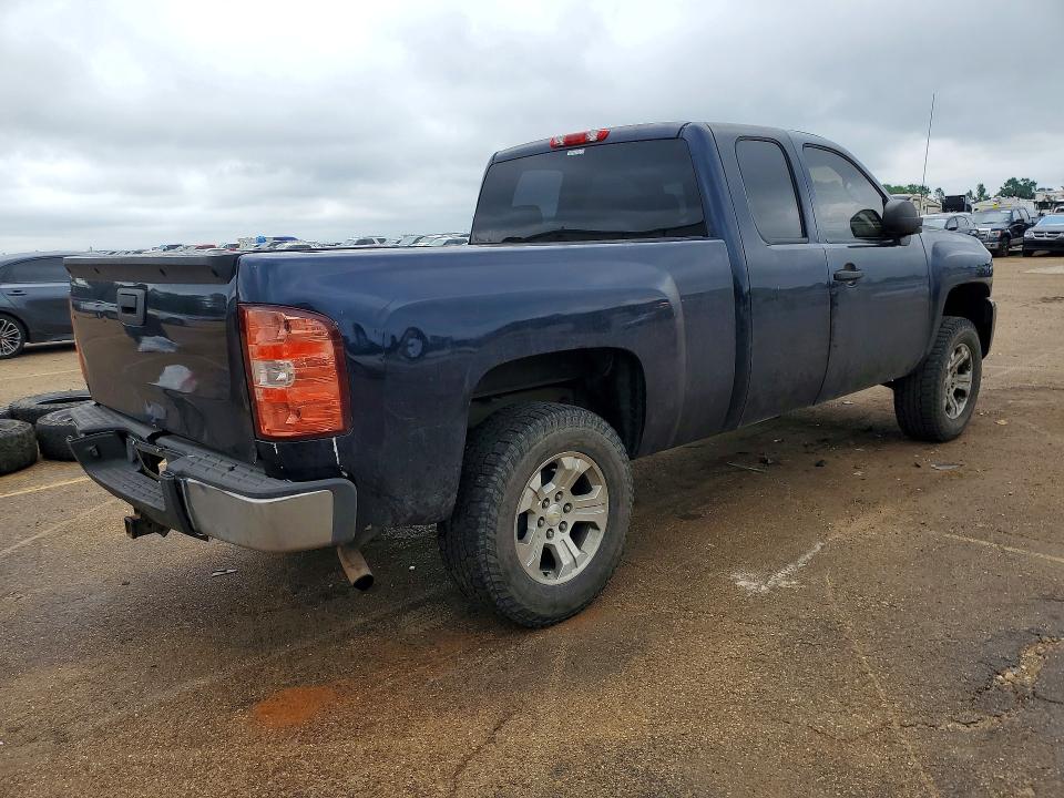 2010 Chevrolet Silverado 1500 VIN 1GCSKSE34AZ258052 COPART salvage auction — REAR END, Tx - Salvage Vehicle Title, sold $200 on 2026-07-20 (photo 3)