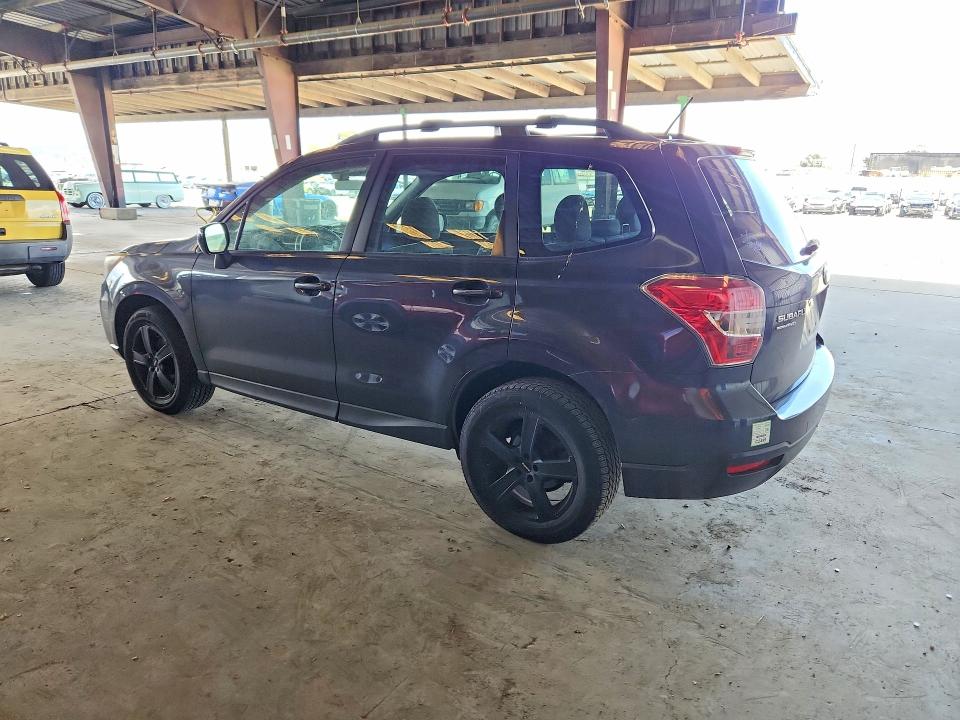 2015 Subaru Forester VIN JF2SJAGC1FH511871 COPART salvage auction — MINOR DENT/SCRATCHES, Ca - Dis/Dlr/Exp Only Clean Title, sold $4,300 on 2026-07-13 (photo 2)