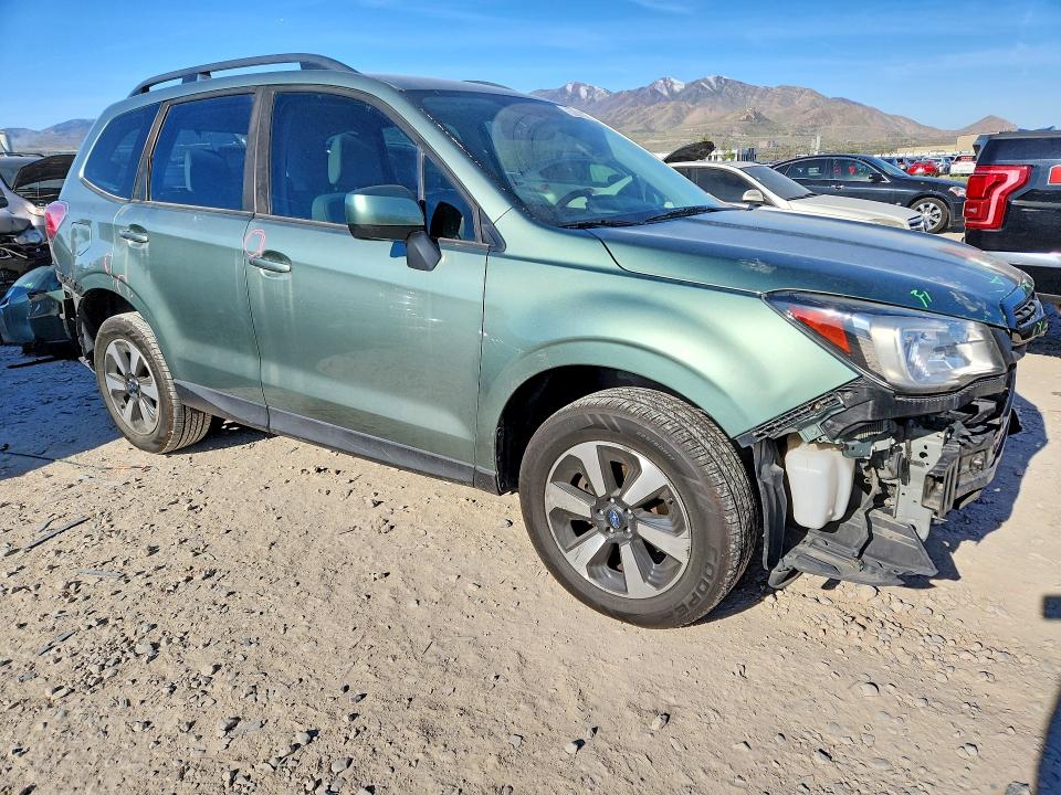 2017 Subaru Forester VIN JF2SJABC5HH812685 COPART salvage auction — FRONT END, Ut - Salvage Certificate, sold $2,100 on 2026-07-24 (photo 4)
