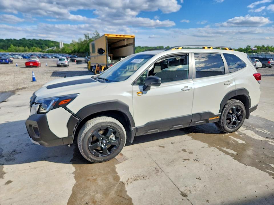 2025 Subaru Forester VIN JF2SKAJC2SH404733 COPART salvage auction — FRONT END, Il - Salvage Certificate, sold $10,100 on 2026-07-20 (photo 1)