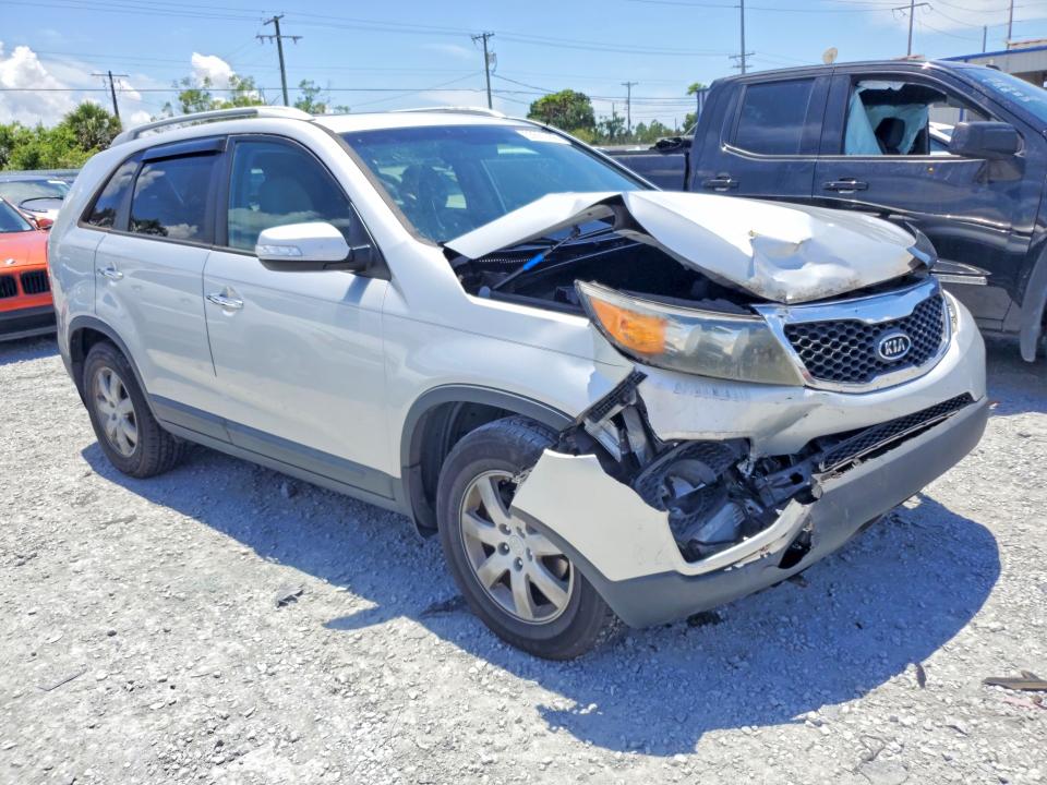 2013 Kia VIN 5XYKT4A66DG424728 COPART salvage auction — FRONT END, Fl - Certificate Of Destruction, sold $625 on 2026-07-10 (photo 4)